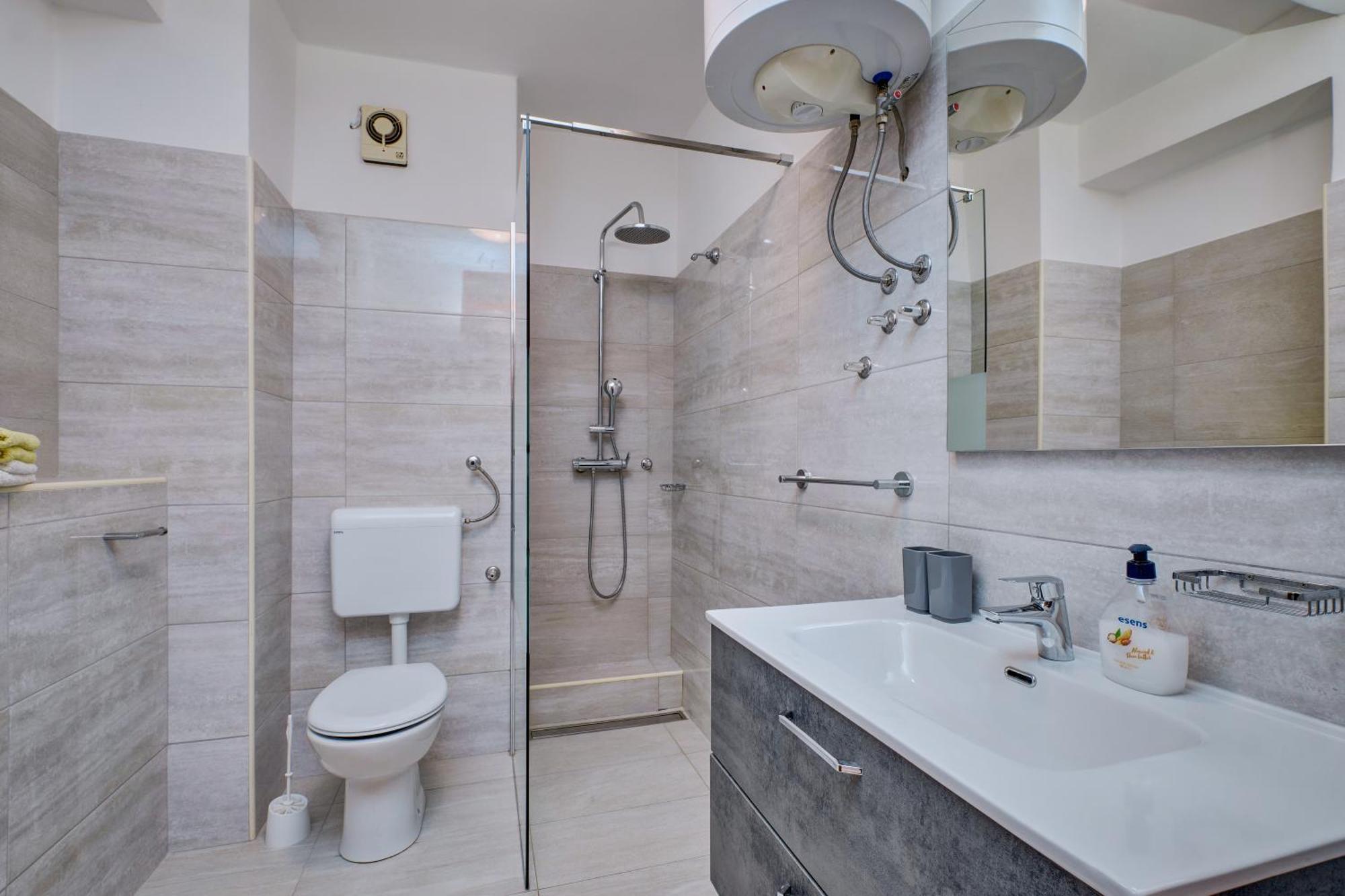 Apartments Suzana Mali Lošinj Eksteriør bilde